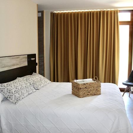 Ca L'Angels Hotel Prat de Comte Luaran gambar