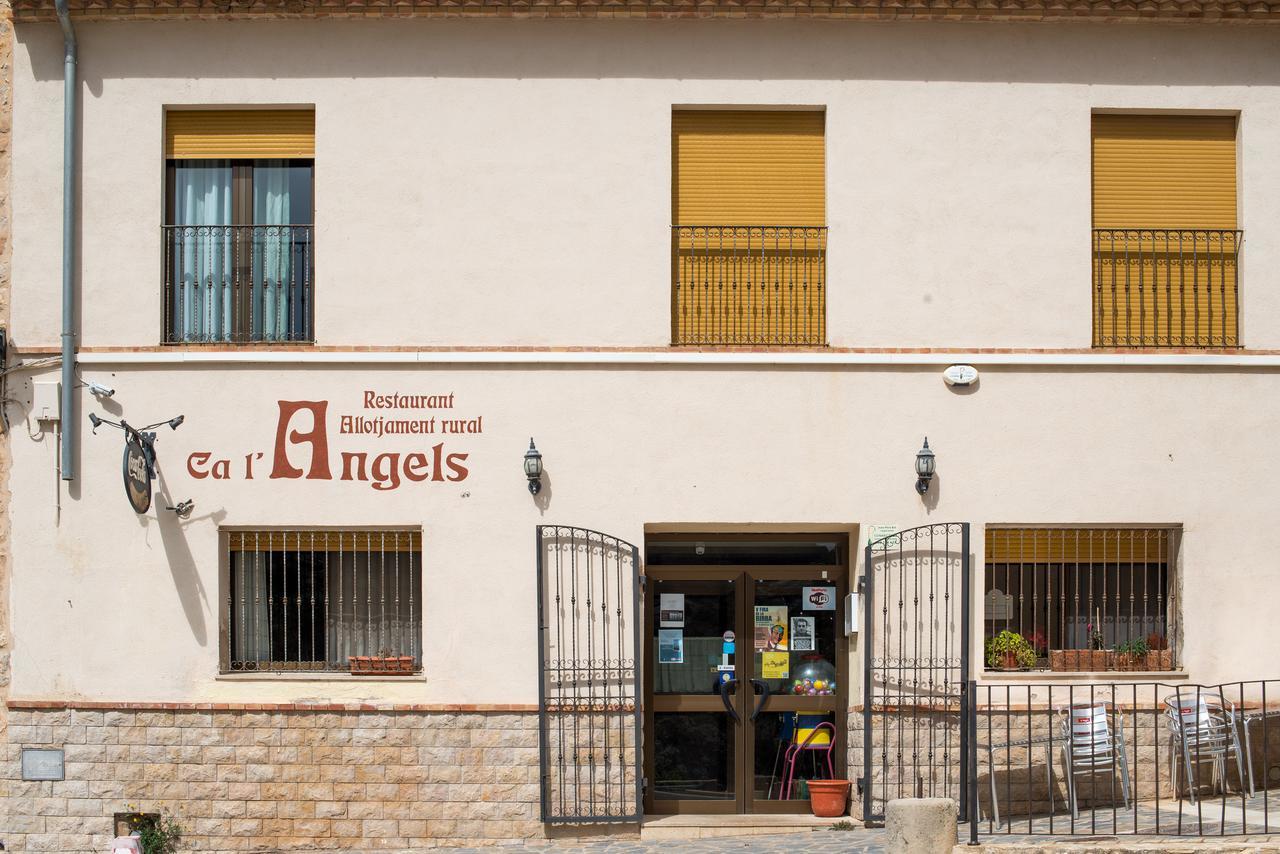 Ca L'Angels Hotel Prat de Comte Luaran gambar